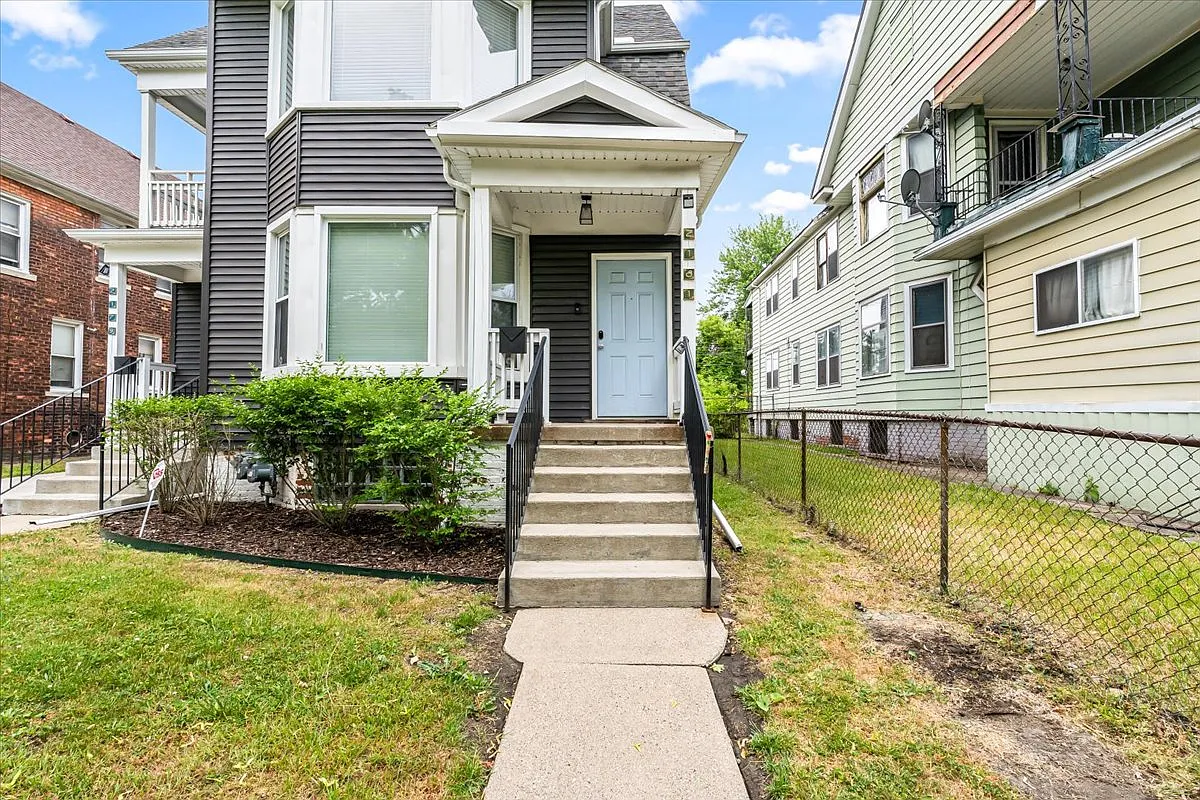 Building Photo - 2179 Sheridan St #1