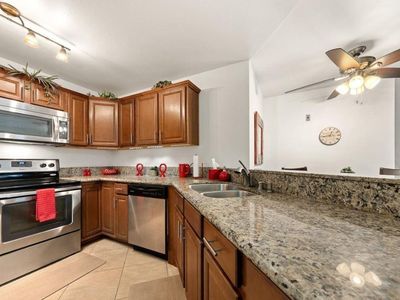 7565 Charmant Dr UNIT 417, San Diego, CA, 92122