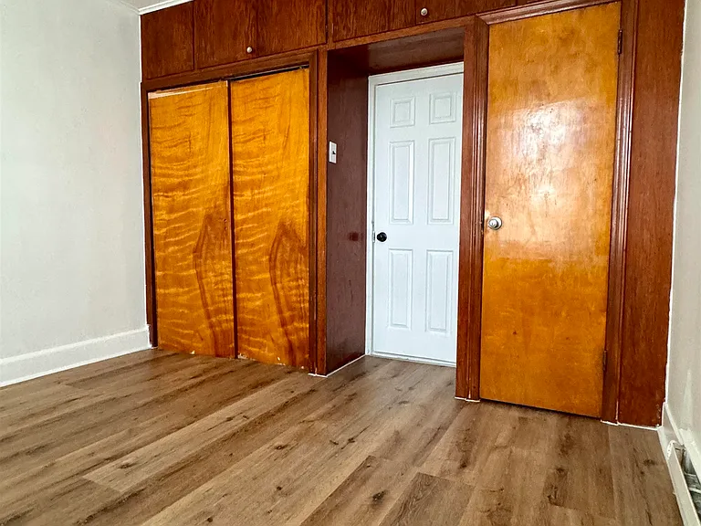 181 Princeton Ave — Photo 3