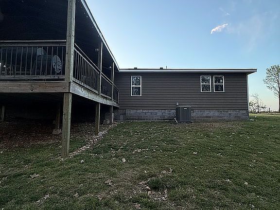 5th image of 3854 N State Highway 43