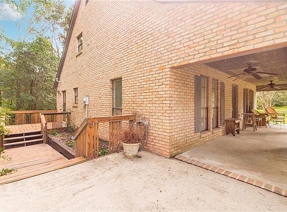 3rd image of 1531 Sunset Dr
