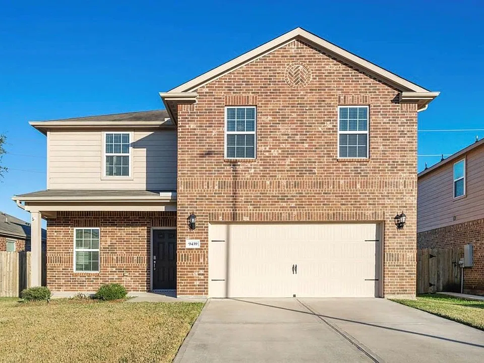 9439 Grand Spark Dr