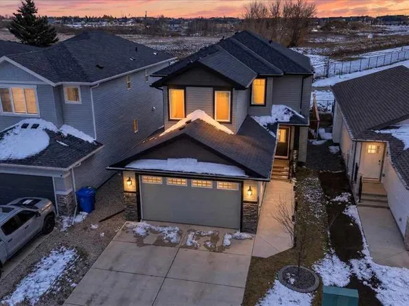 213 NW Wildrose Dr, Strathmore, AB T1P 0C8