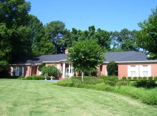 1708 Dug Gap Rd, Dalton, GA 30720