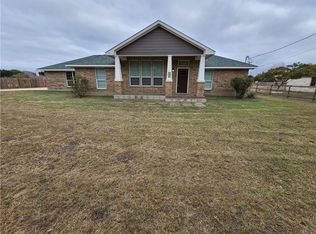 109 Wandas Ct, Martindale, TX 78655