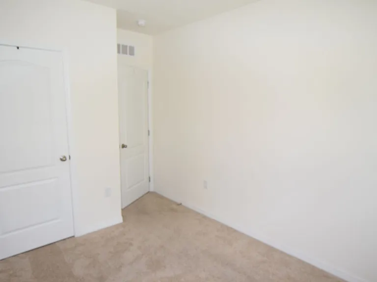5215 Mahogany Dr — Photo 12