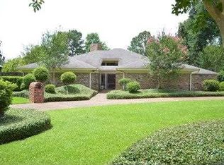 5720 Courtland Pl, Alexandria, LA 71301