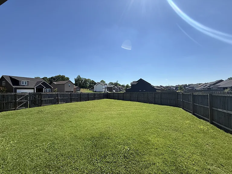1142 Eagles View Dr — Photo 19