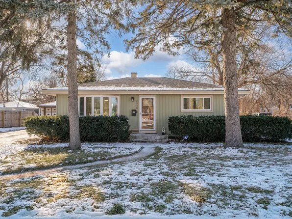 2940 Behrns Dr, Melrose Park, IL 60164