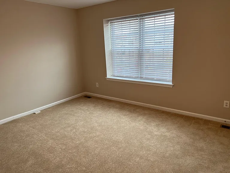 408 Naughty Ln — Photo 11