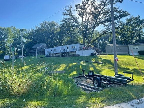 2nd image of 164 Whippoorwill Rd