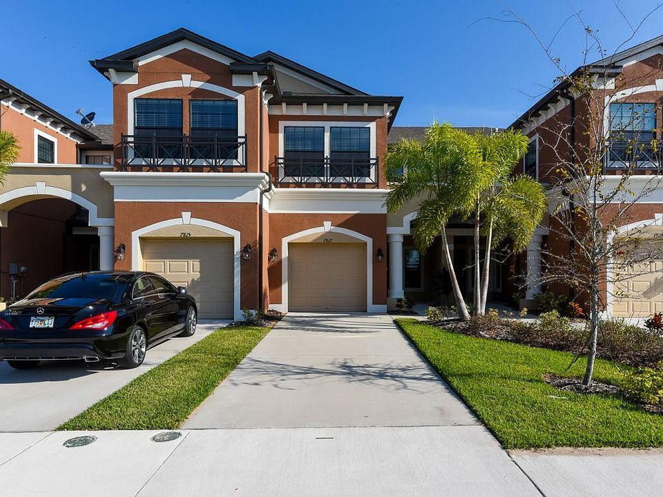 Front of Townhome