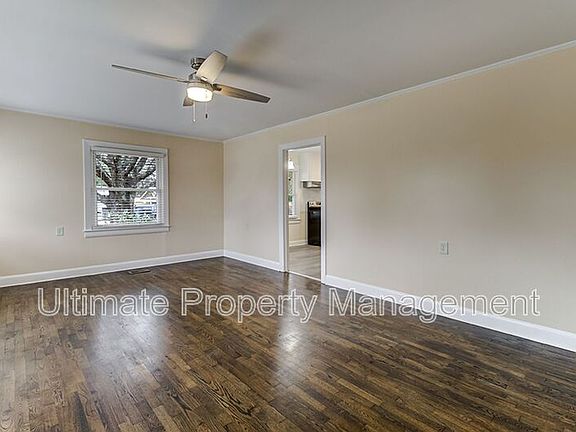 3rd image of 161 Brentwood Dr