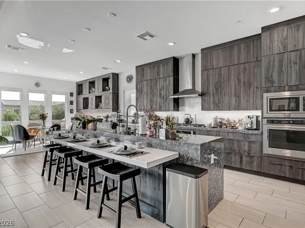 236 Carmel Sky St, Las Vegas, NV 89138