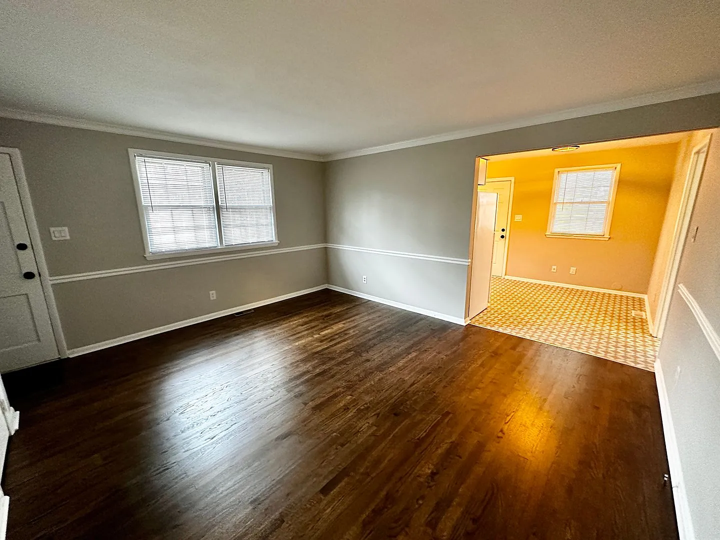 Darling Renovated 3 Bedroom Ranch in Convenient Location! — Photo 3
