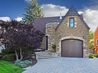 595 Selborne Rd, Riverside, IL 60546