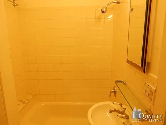 Rented by Quality Living Realty | media 32