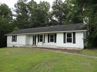 827 Mill River Rd, Jacksonville, NC 28540