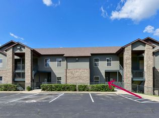 1001 Golf Dr APT 14, Branson West, MO 65737