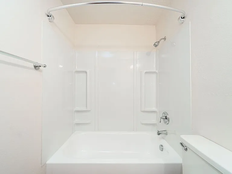 Westwood Apartments ** On-site Laundry Facilities, Off-Street Parking & Private Patio or Balcony — Photo 13