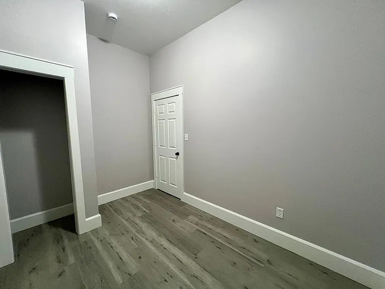 318 S Locust St #2 — Photo 5