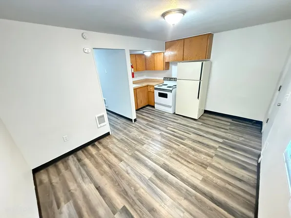 West Winds Mobile Court, 9890 Us Highway 12 APT D, Naches, WA 98937