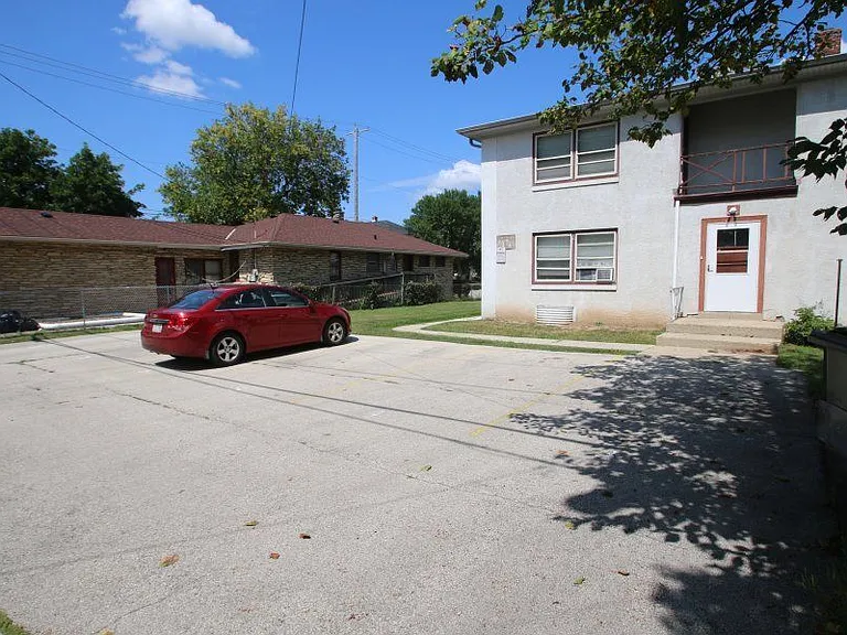 7323 W Center St #5 — Photo 13