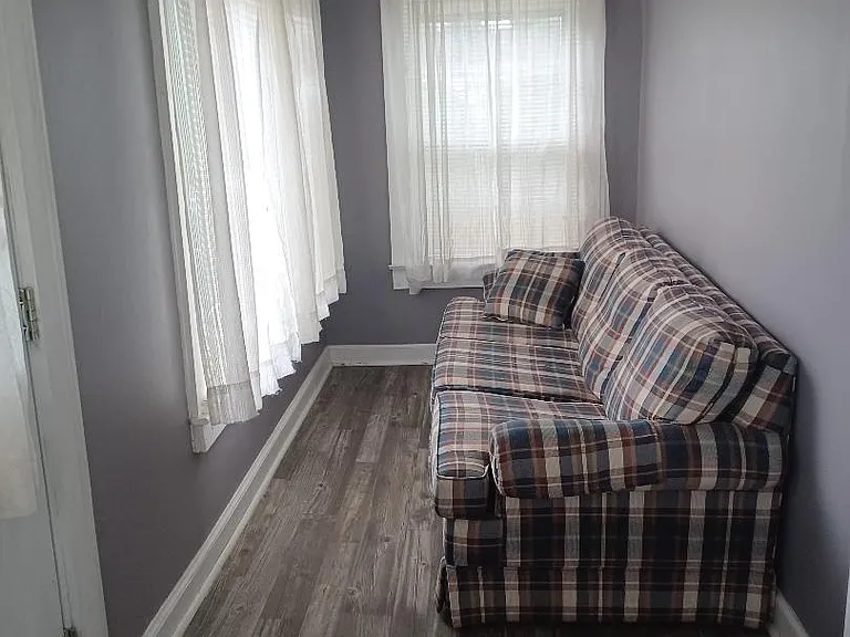 701 Circleview Dr — Photo 5