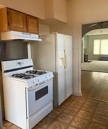 5th image of 533 157th St #1