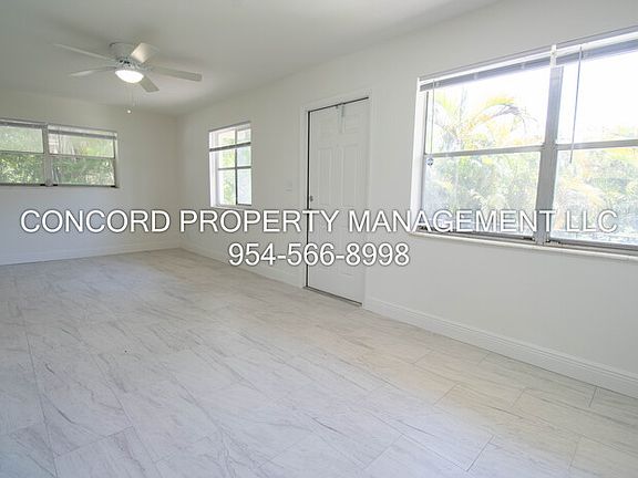 3rd image of 400 SW 7th Ave #12