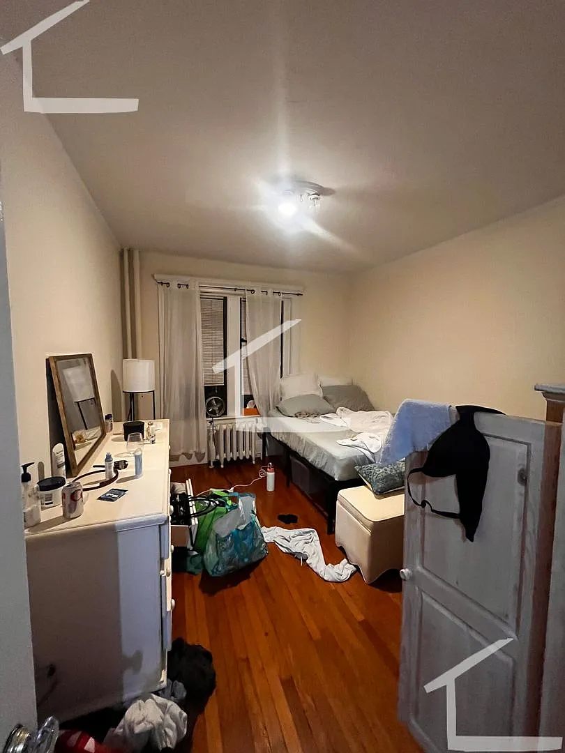 HUge 3 bed in Fenway — Photo 2