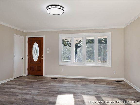 3rd image of 548 Cimarron Dr