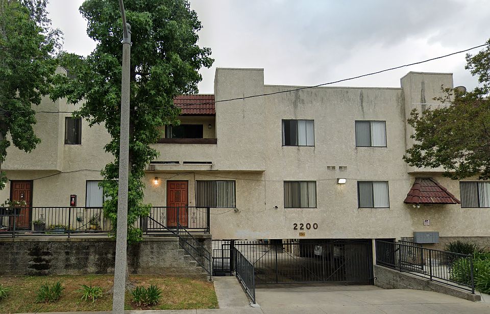 1st image of 2200 Larch St APT B