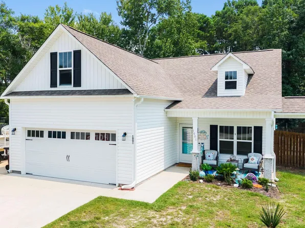 1001 Dan Owen Drive, Hampstead, NC 28443