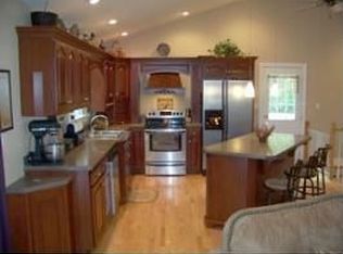 139 Longfield Ln, Crimora, VA 24431