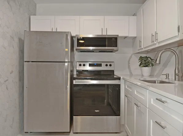 238 Chatham L, West Palm Beach, FL 33417