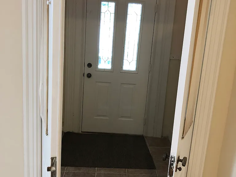 247 Green Ln — Photo 4