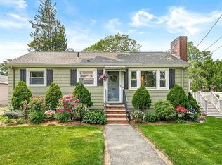 3 Grape St, Woburn, MA 01801