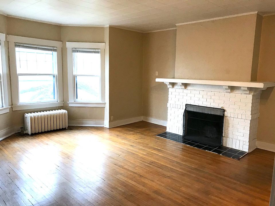 4215 Grand Ave, Des Moines, IA 50312 Zillow