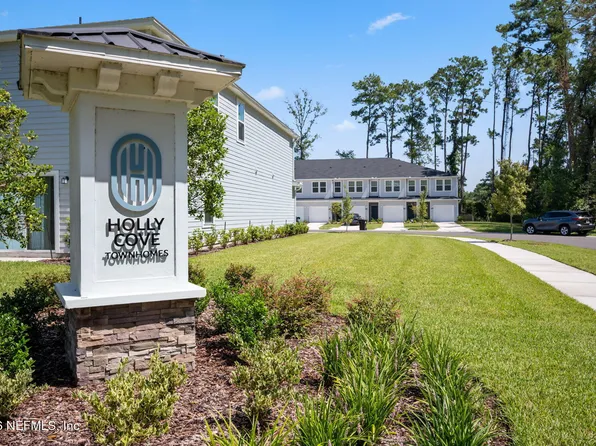 514 HOLLY LAKES Drive, Orange Park, FL 32073
