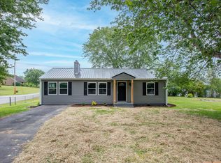 122 Skyland Dr, Gray, TN 37615