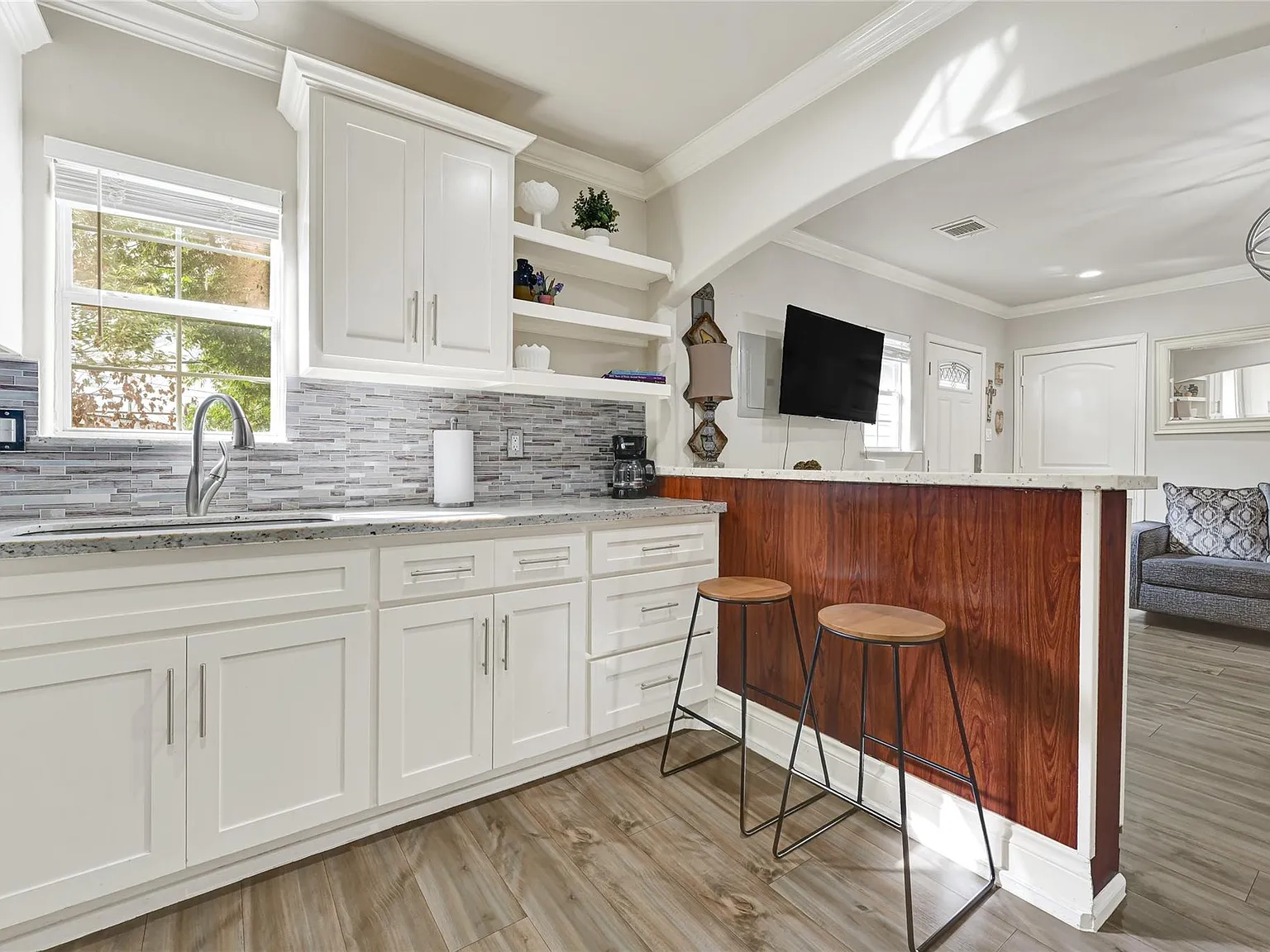 1 bed, 1.0 bath, 550 sqft, $1,600 — Photo 4