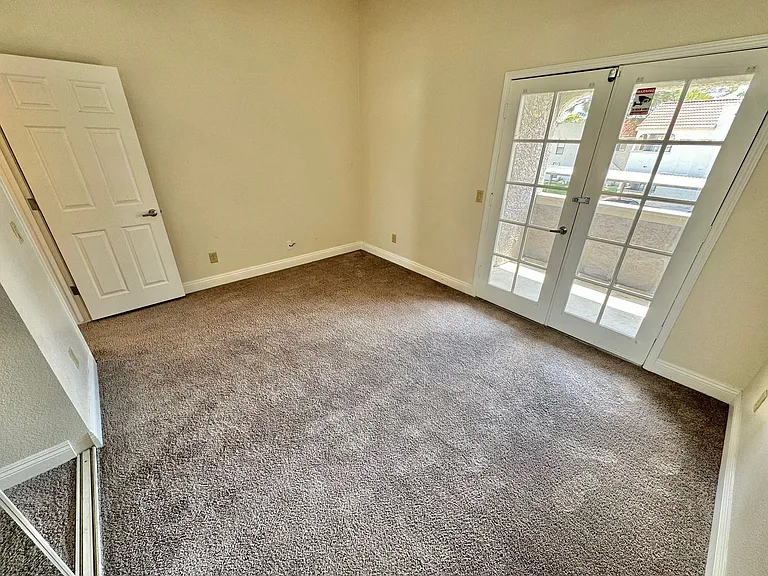 811 Bass Dr #C — Photo 14