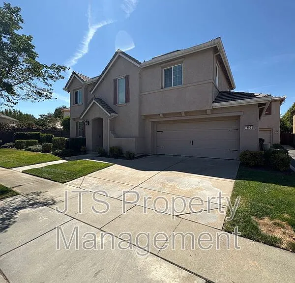 980 Latitude Ln — Photo 3