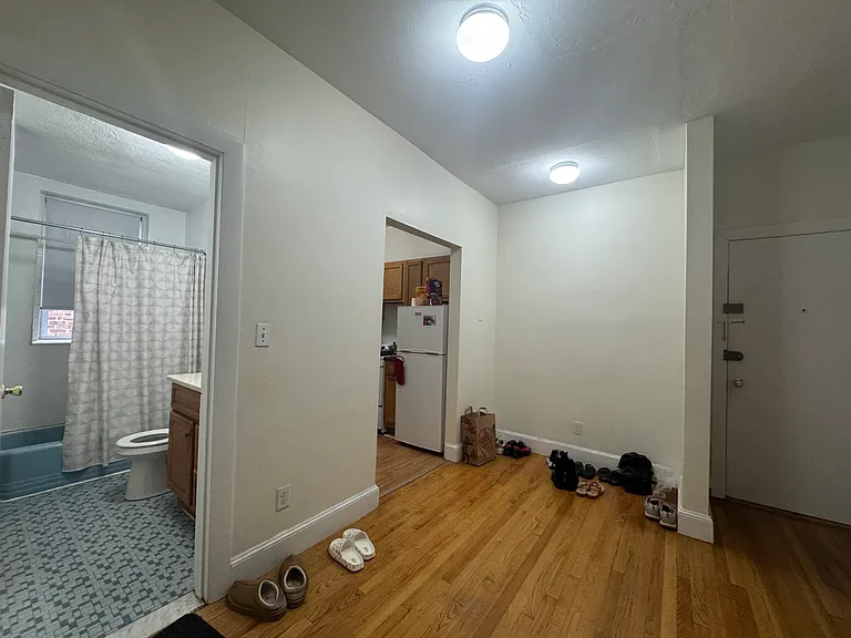 Lancaster Ter — Photo 2