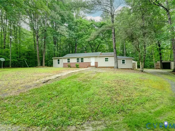 1795 Powhatan Trl, King William, VA 23086