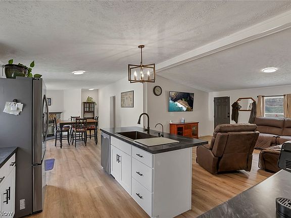 5th image of 3750 Cannelville Rd