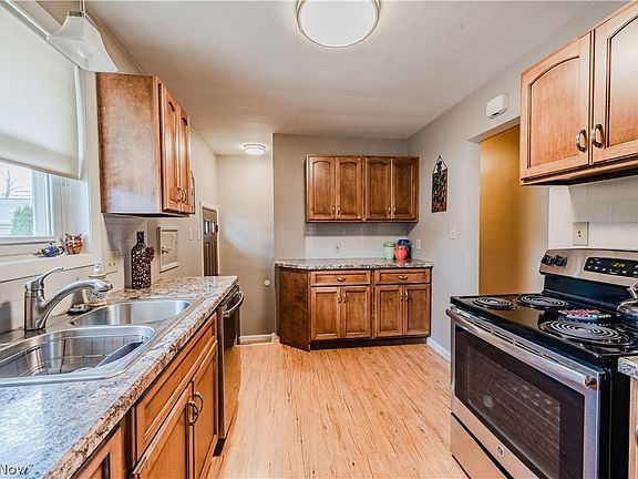 5th image of 3605 Glenbar Dr