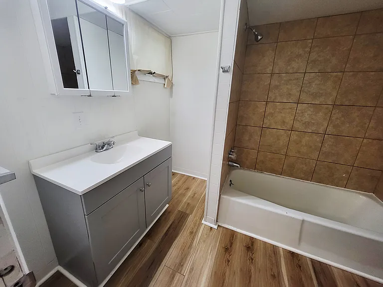 306 Ridge St #2 — Photo 4