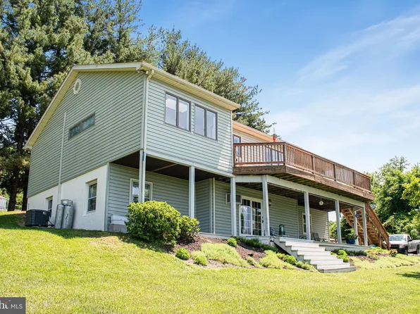 6010 Clevelandtown Rd, Boonsboro, MD 21713